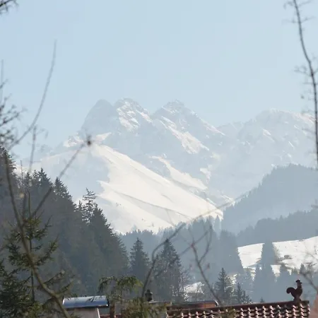 Apartment Mit Suedbalkon Und Aussicht