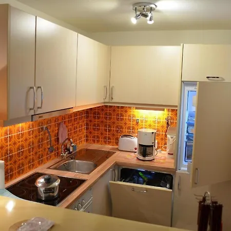 Apartment Mit Suedbalkon Und Aussicht *